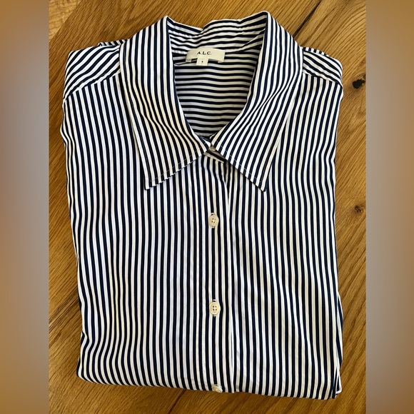 A.L.C MONICA BLUE & WHITE STRIPE BUTTON DOWN SHIRT, SIZE 4. - Picture 11 of 11